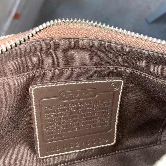 Vintage Coach monogram mini shoulder bag - Picture 6 of 6